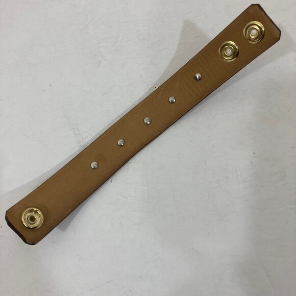 Upcycled crystal leather cuff bracelet made from glove tanned cowhide belt - Picture 5 of 6